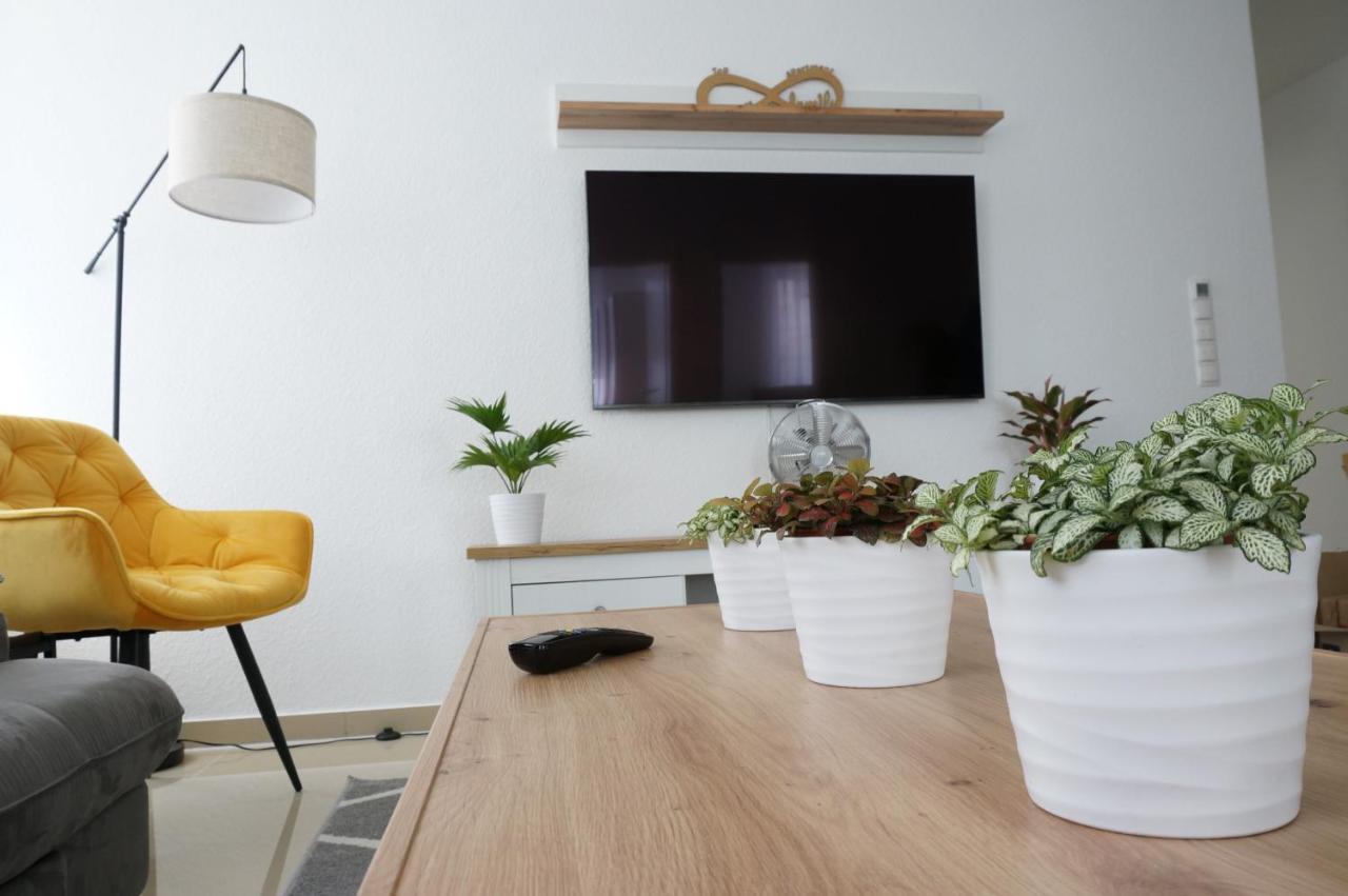 Mein Apartment Flowers Mit Kamin, Bis 10 Personen Frankenthal  Esterno foto
