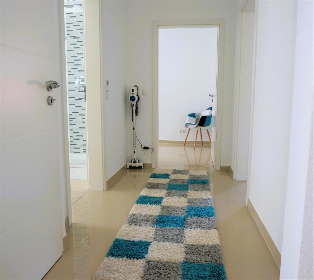 Mein Apartment Flowers Mit Kamin, Bis 10 Personen Frankenthal  Esterno foto