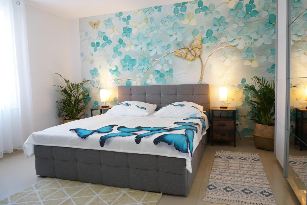 Mein Apartment Flowers Mit Kamin, Bis 10 Personen Frankenthal  Esterno foto