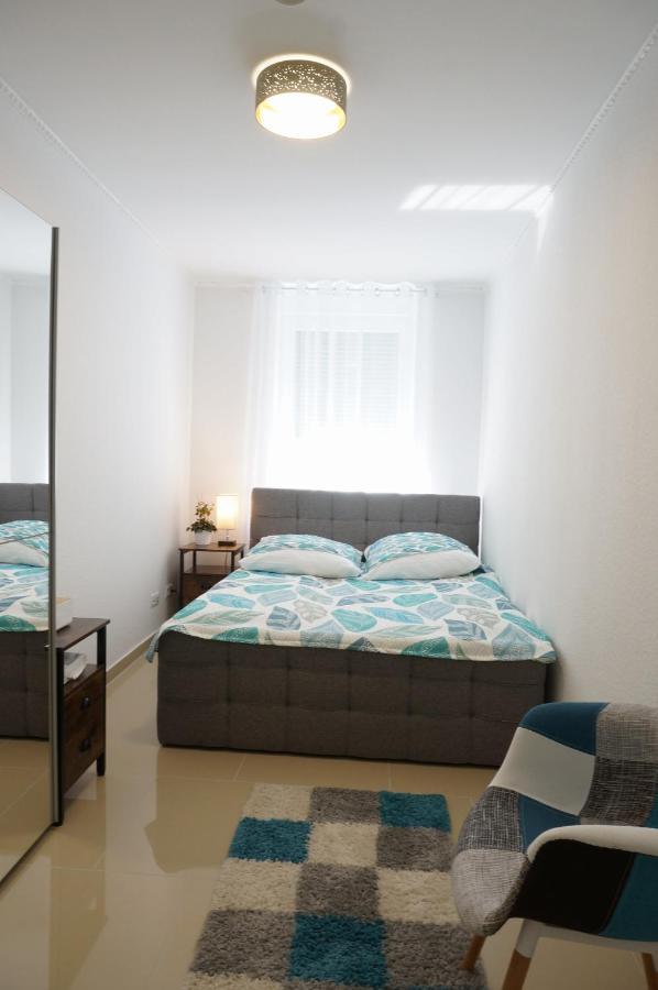 Mein Apartment Flowers Mit Kamin, Bis 10 Personen Frankenthal  Esterno foto