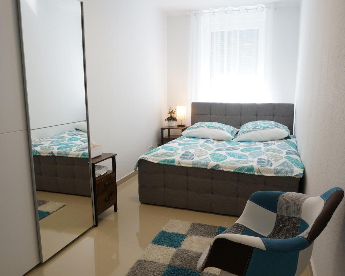 Mein Apartment Flowers Mit Kamin, Bis 10 Personen Frankenthal  Esterno foto
