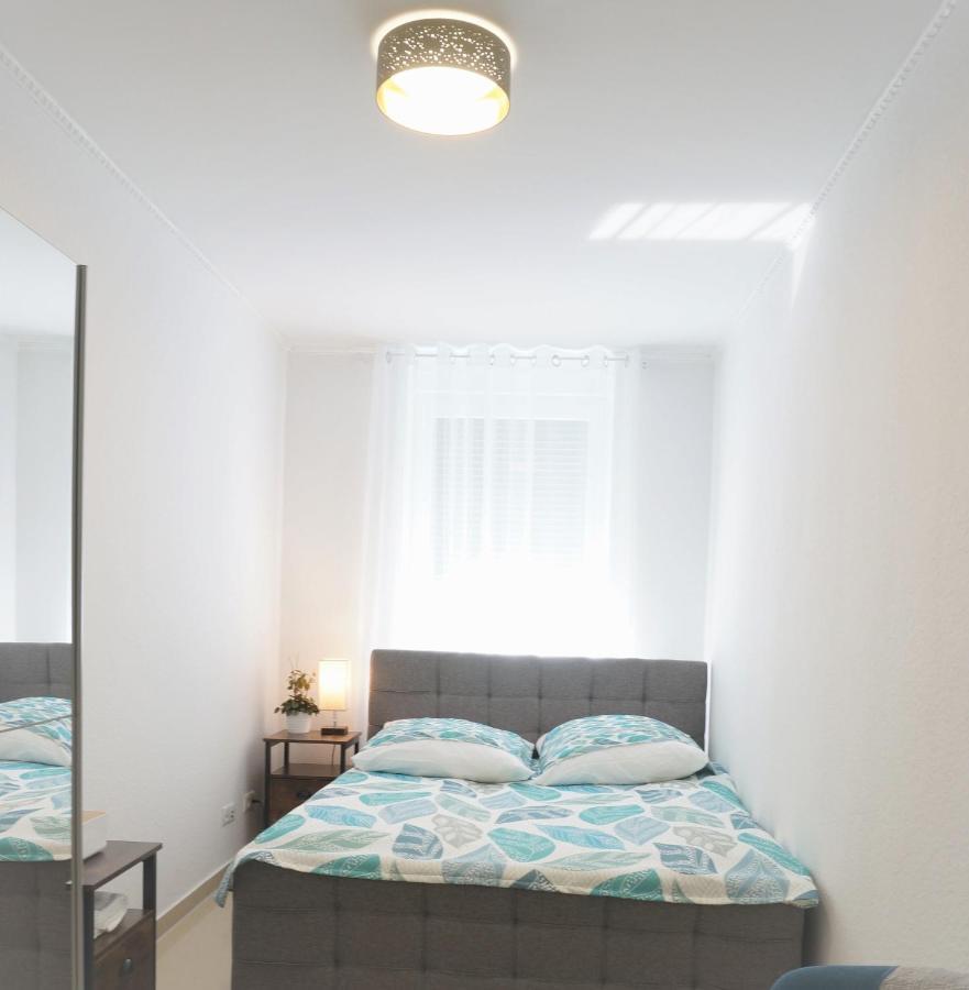 Mein Apartment Flowers Mit Kamin, Bis 10 Personen Frankenthal  Esterno foto